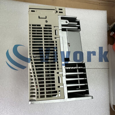 Yaskawa SGDM-30ADA SERVO DRIVE 200-230VAC 3 PHASE 60/60HZ 18.6/24.8AMP 30W NEW